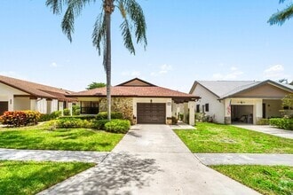 Building Photo - 4932 Boxwood Cir