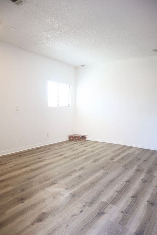 Foto del edificio - 11728 Massinger St