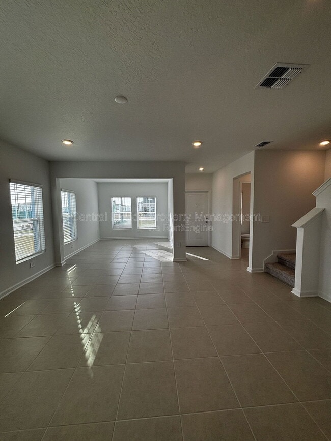 Building Photo - 7370 Summer Ivy Aly