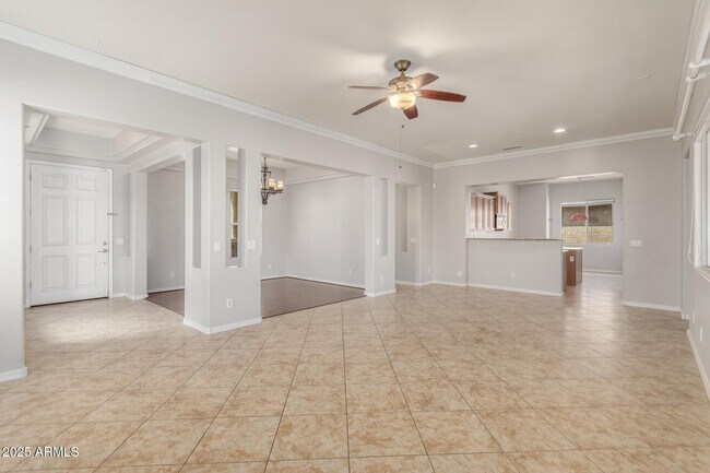 Foto del edificio - 2789 N Heritage St