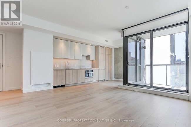 Building Photo - 81 Wellesley St E