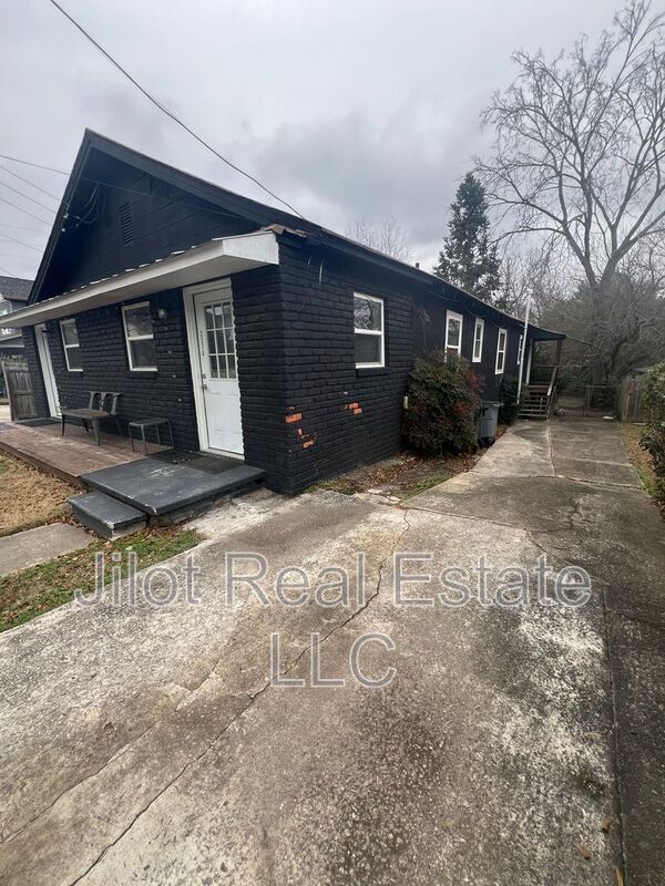 Building Photo - 3374 Colville Ave