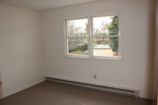 Foto del edificio - 2 Bedroom Townhouse for Rent in Bridgewater