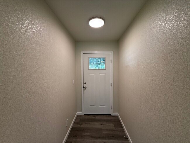 Foto del edificio - 1238 Woodfield Ave