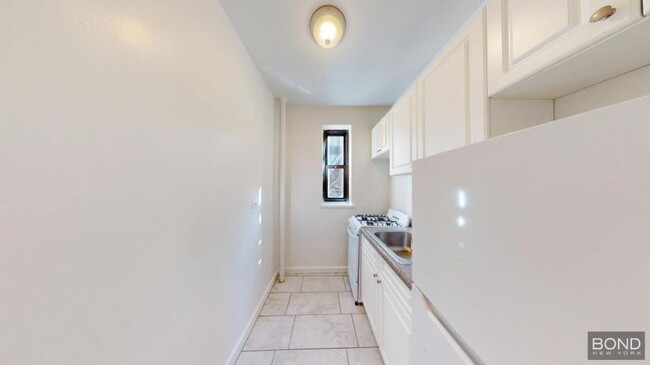 Foto del edificio - 0 bedroom in NEW YORK NY 10017