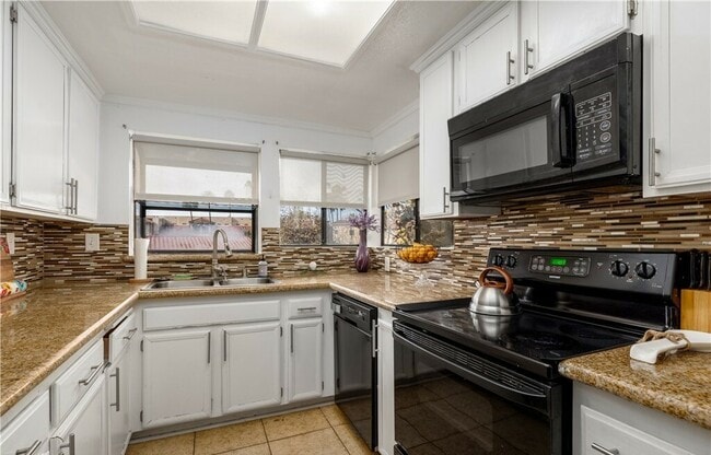 Foto del edificio - 12290 Corte Sabio