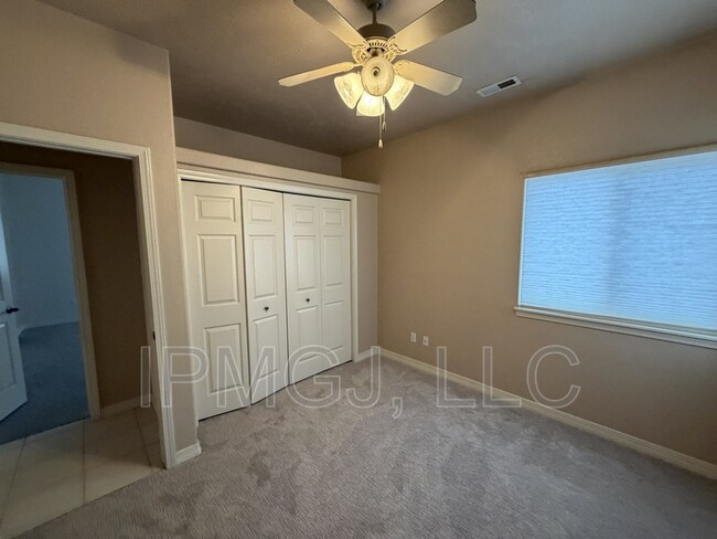 Building Photo - 568 1/2 Garden Grove Court