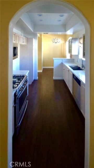 Foto del edificio - 4970 Kester Ave