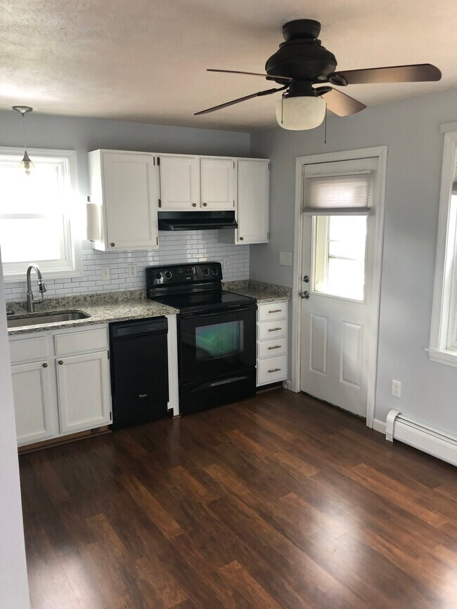 11 Cornerbrook Cir Unit 11, Windham, ME 04062 Condo for Rent in