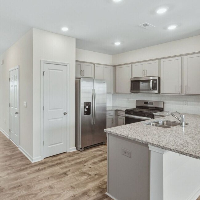 Foto del edificio - 153 Leo St