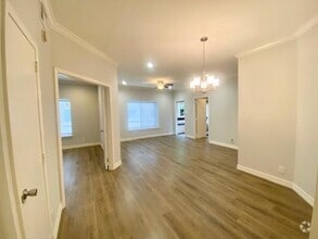 Building Photo - 2209 S Braeswood Blvd