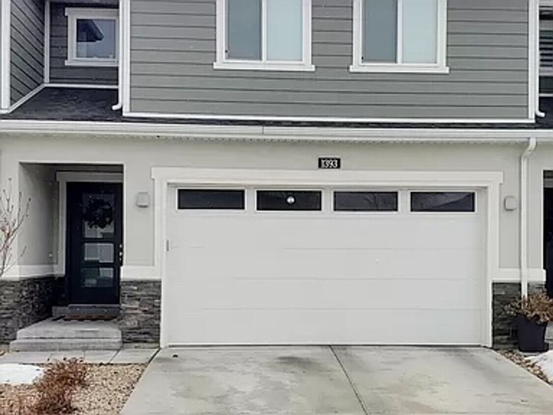 1393 Stewart Falls Dr, Riverton, UT 84065 Townhome Rentals in