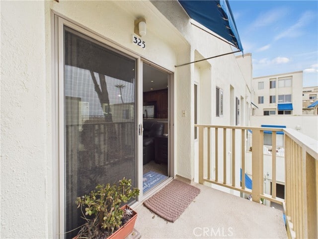 Building Photo - 711 CA-1