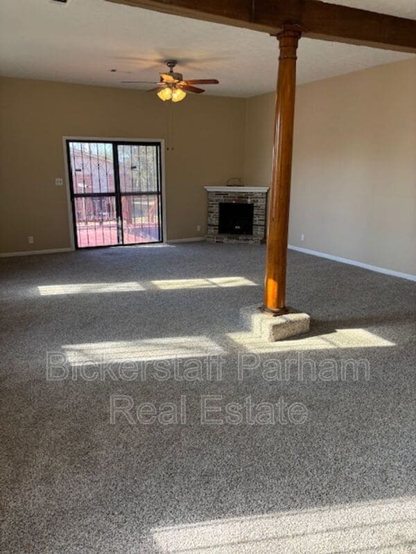 Building Photo - 1516 Shepherd Dr