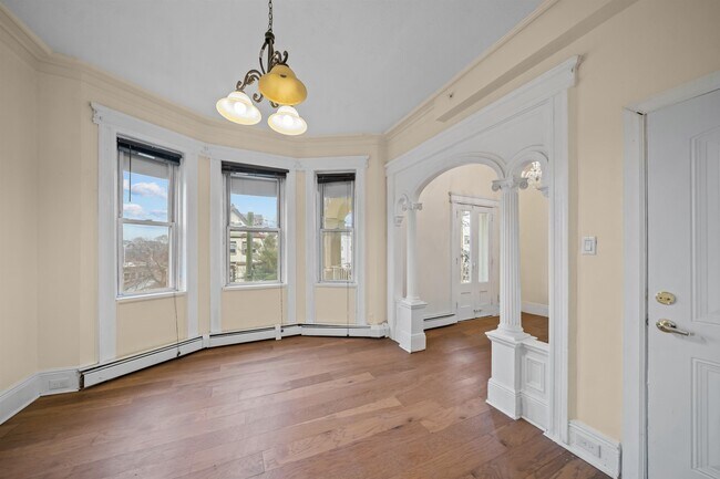 Foto del edificio - 3311 Pleasant Ave