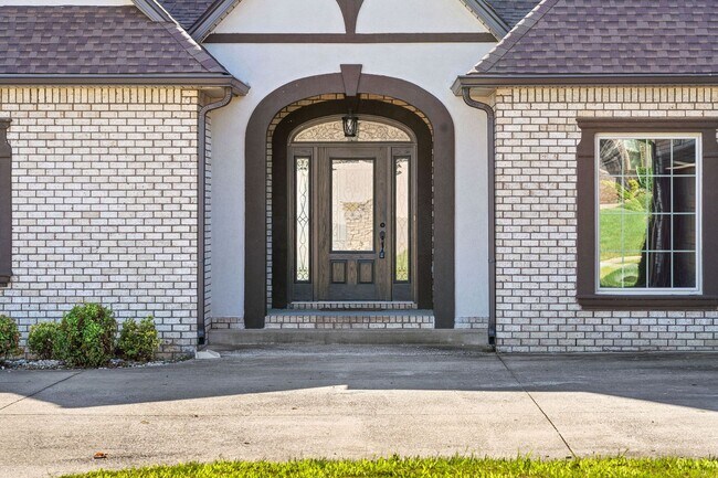 Foto del edificio - Pet Friendly on Exit 8!