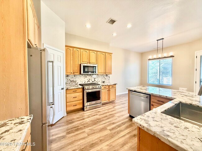 Foto del edificio - 7861 N Rambling Ln