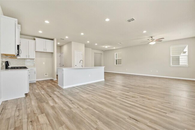 Foto del edificio - 10017 Dawn Pearl Dr