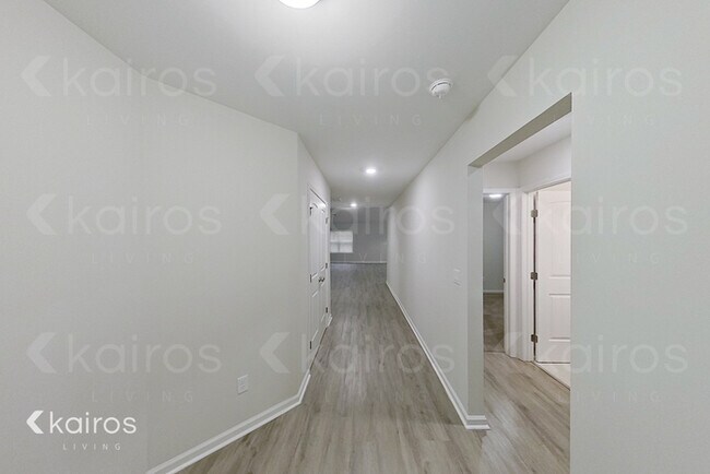 Foto del edificio - 15 Carrollton Dr.