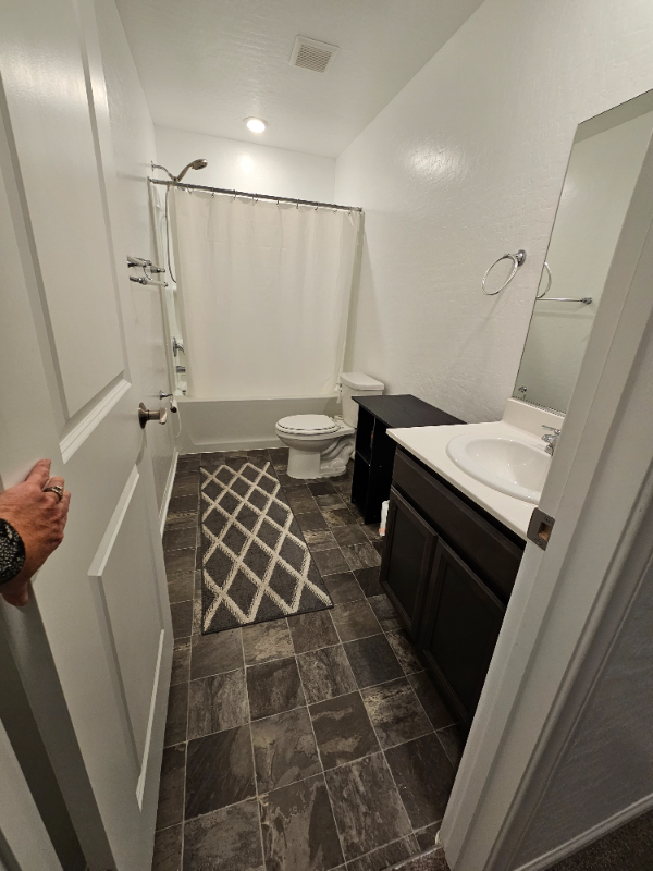Foto principal - 6914 Feather Hl St