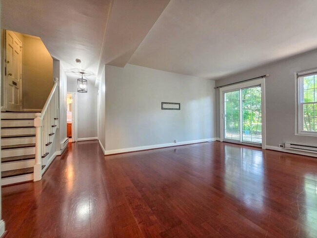 Building Photo - 3710 Gunston Rd