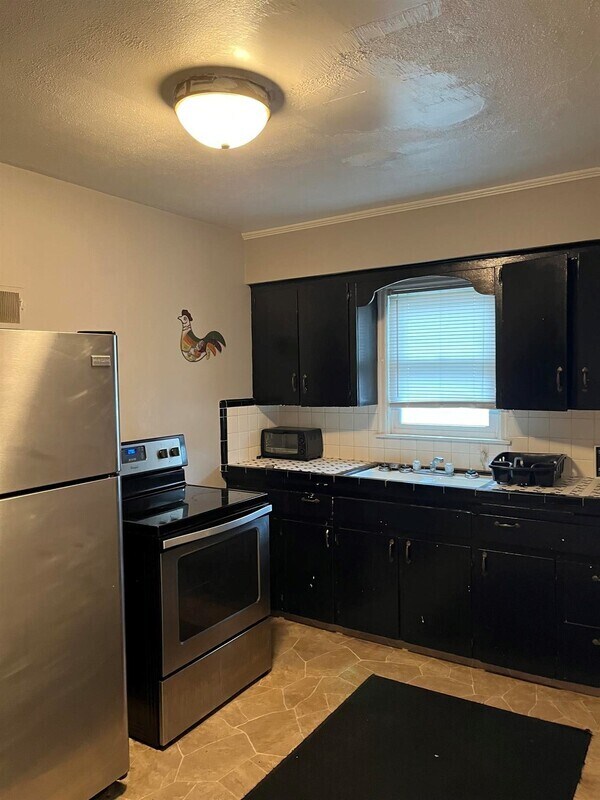 Building Photo - 117 N 35th Ave