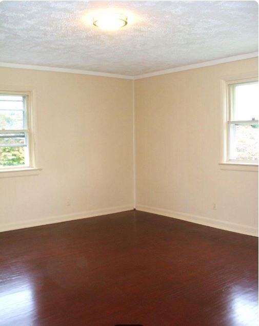 242 E Avon Rd Unit 2, Brookhaven, PA 19015 Room for Rent in