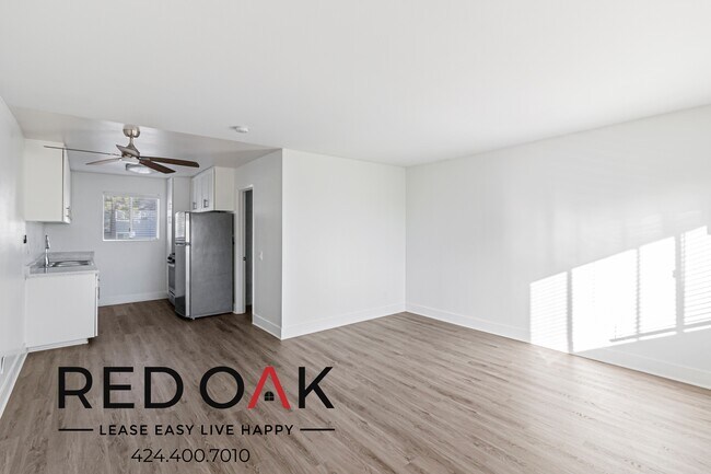 Foto del edificio - 13325 Heacock St