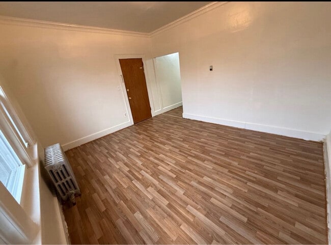 Building Photo - 939-941-941 Sheridan Ave