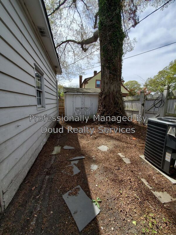 Building Photo - 4213 George Washington Hwy