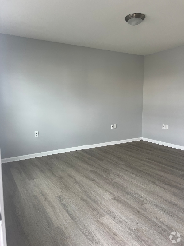 Building Photo - 16 Duiguid Dr