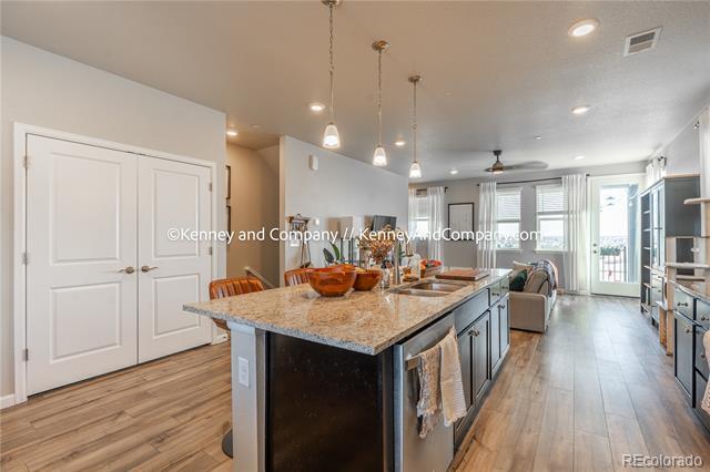 Foto del edificio - 6920 Merseyside Ln