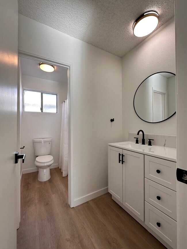 Building Photo - 8126 Owensmouth Ave