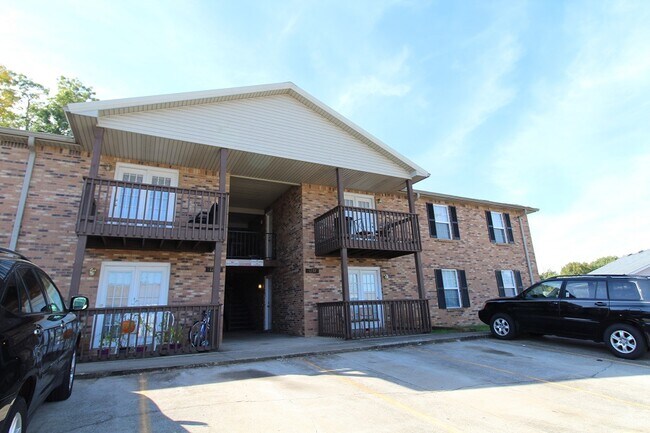 Building Photo - 1235 Parkway Pl