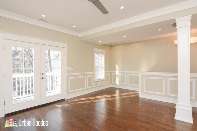 Foto del edificio - 3453 N Hoyne Ave