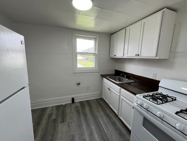 Building Photo - 211 N 17th St