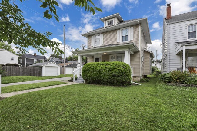 Foto del edificio - 418 Townsend Ave