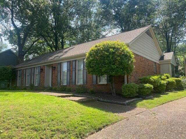 Foto principal - 241 N White Station Rd