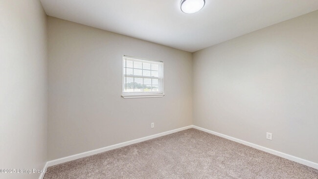 Building Photo - 106 Middletown Square