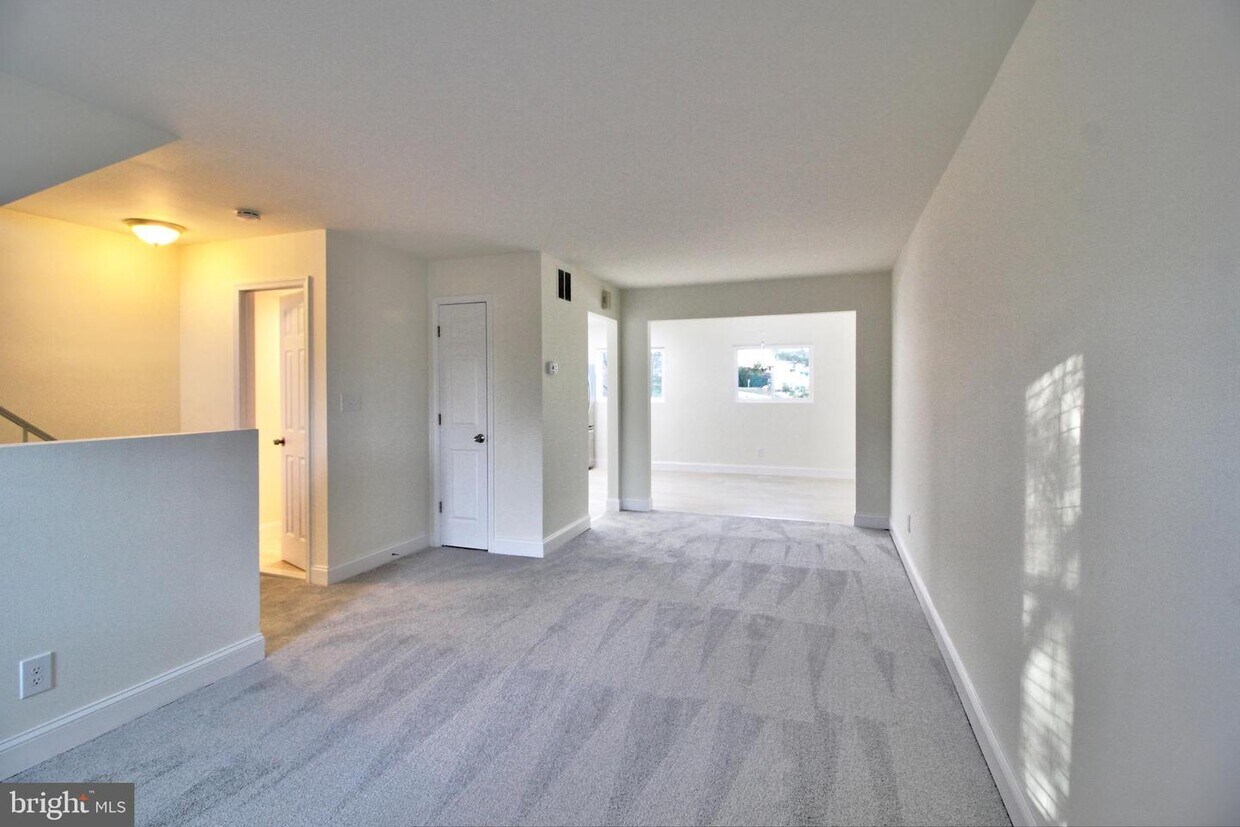 87 Meadowlark Ave, Mount Airy, MD 21771 Townhome Rentals in Mount