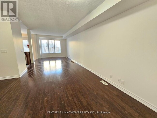 Building Photo - 2469 Hill Rise Ct