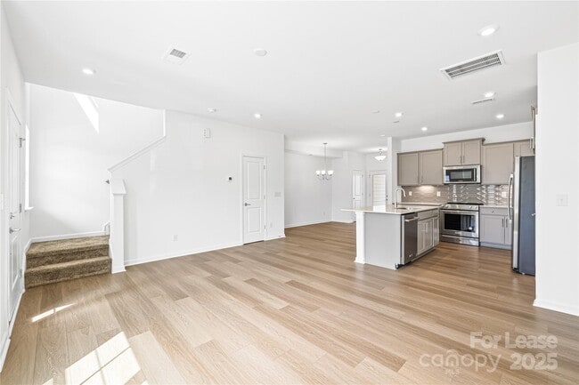 Building Photo - 16341 Leading St