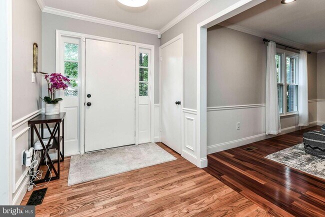 Building Photo - 10428 Collingham Dr
