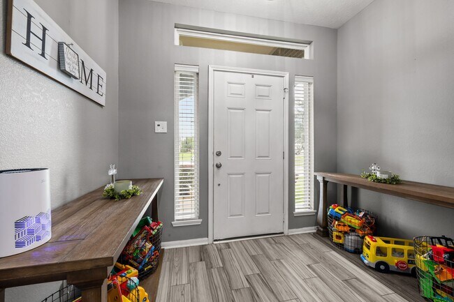 Building Photo - 3503 Jamison Oak Dr