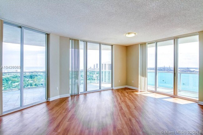 Foto del edificio - 1502 Bay Rd
