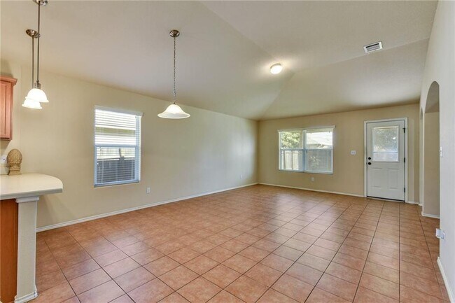 Foto del edificio - 17425 Bridgefarmer Blvd