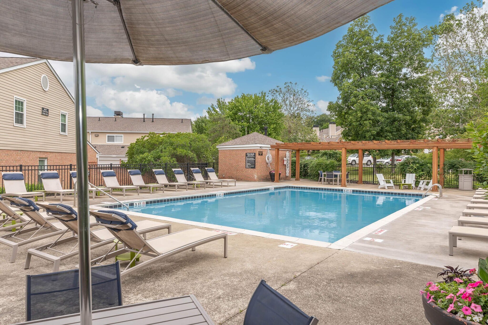Williamsburg Townhomes – photo 3