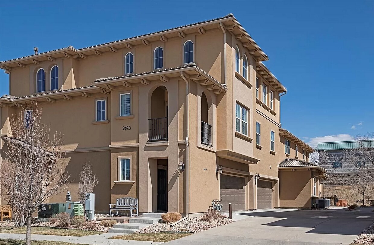 Foto principal - 9420 Loggia St