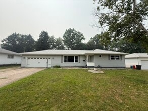 Building Photo - 455 Ridge Dr