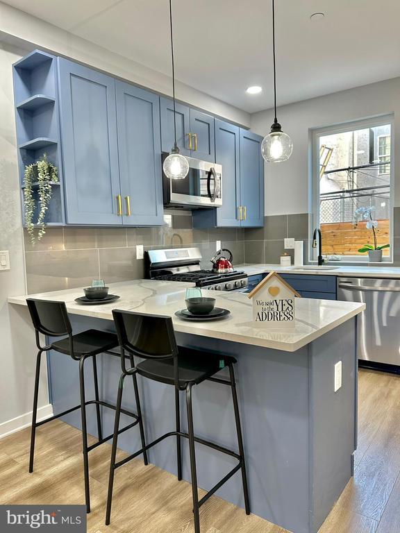 Building Photo - 1636 S Bailey St